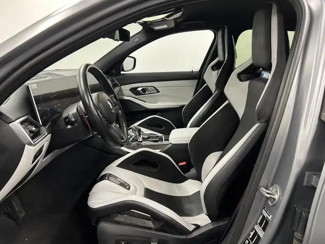 BMW M3 view 4