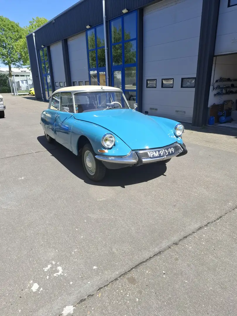 Oldtimer Citroen ID 19 - 1