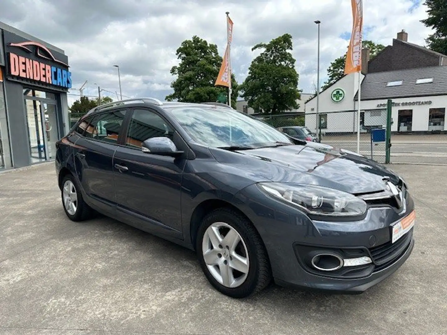 Renault Megane 1.2i benzine, 2016, GPS, 104.895km's+Garantie Grijs - 2