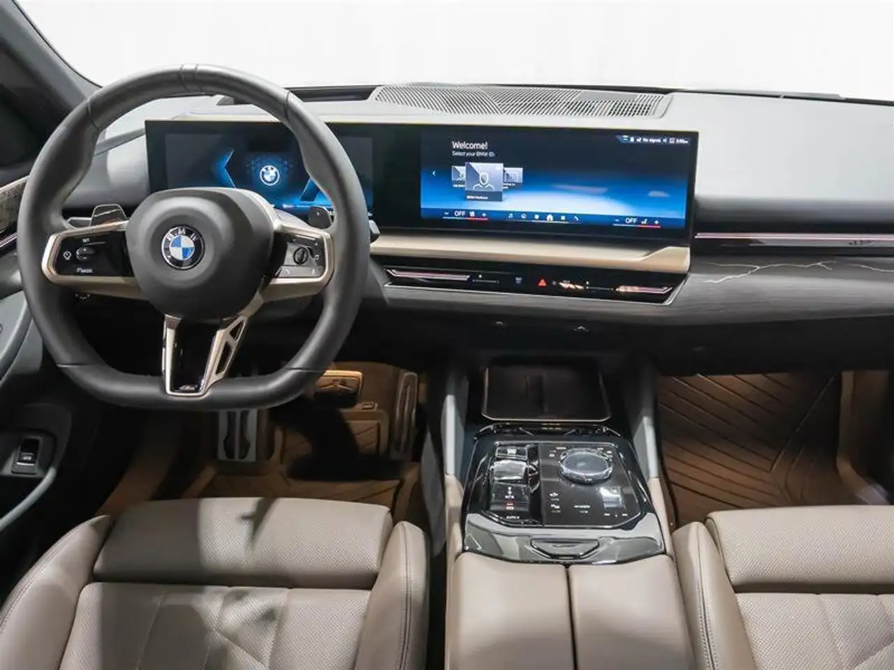 BMW 5 Series снимка BMW 5 Series