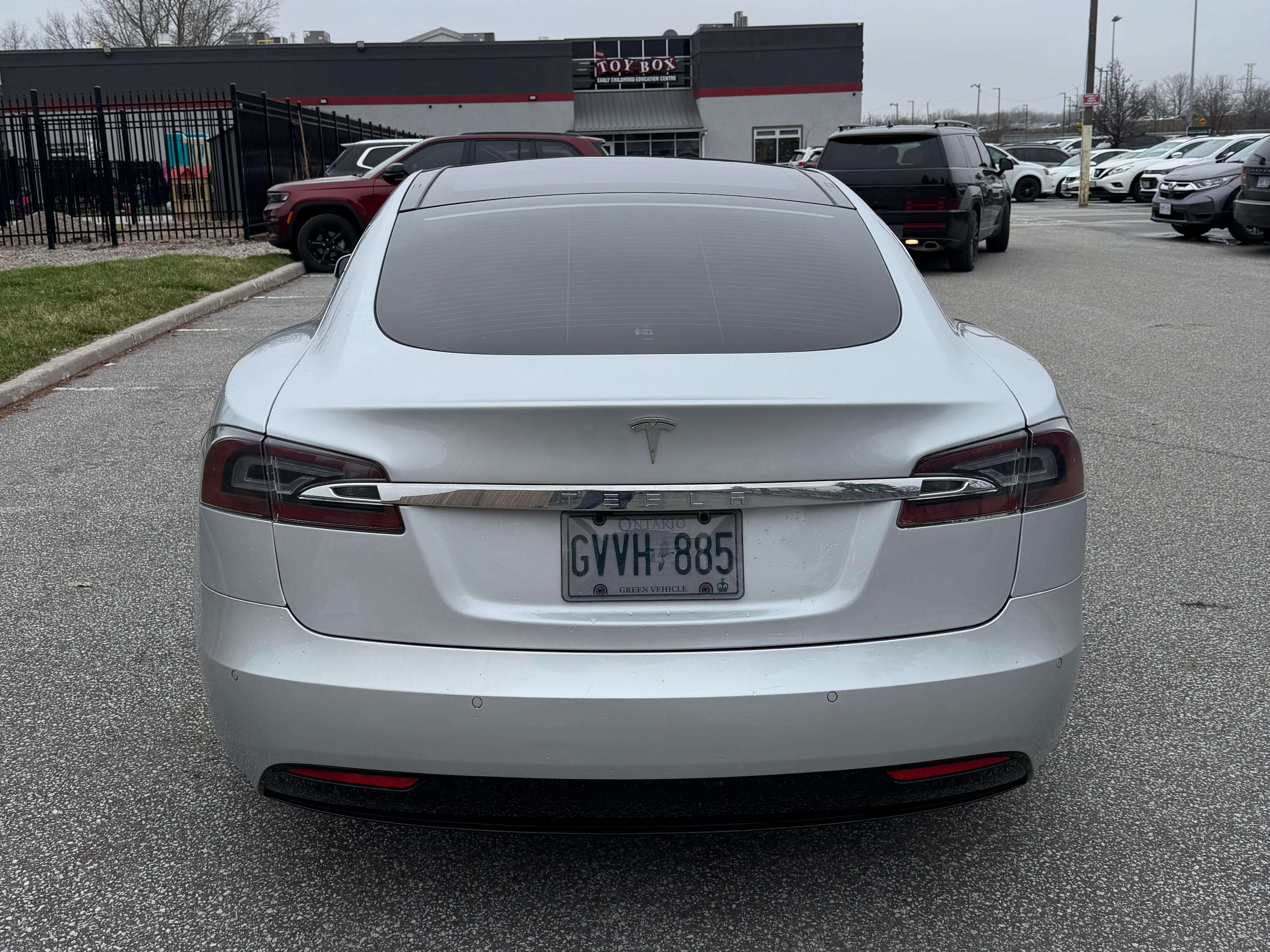 2016 Tesla Model S alt 4