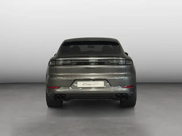 Porsche Cayenne view 4