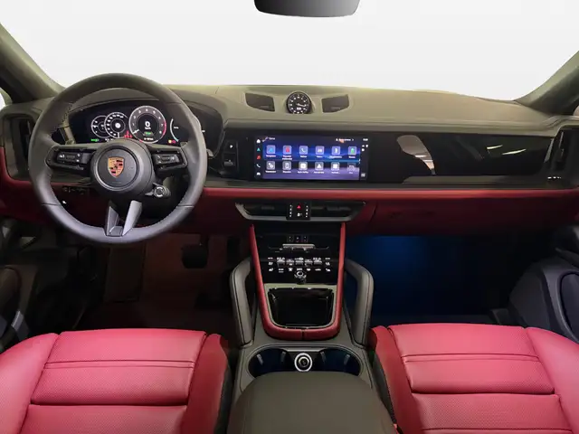 Porsche Cayenne view 11