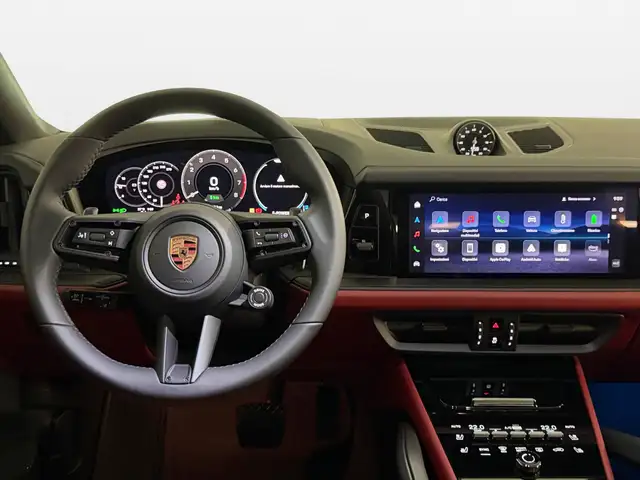 Porsche Cayenne view 12