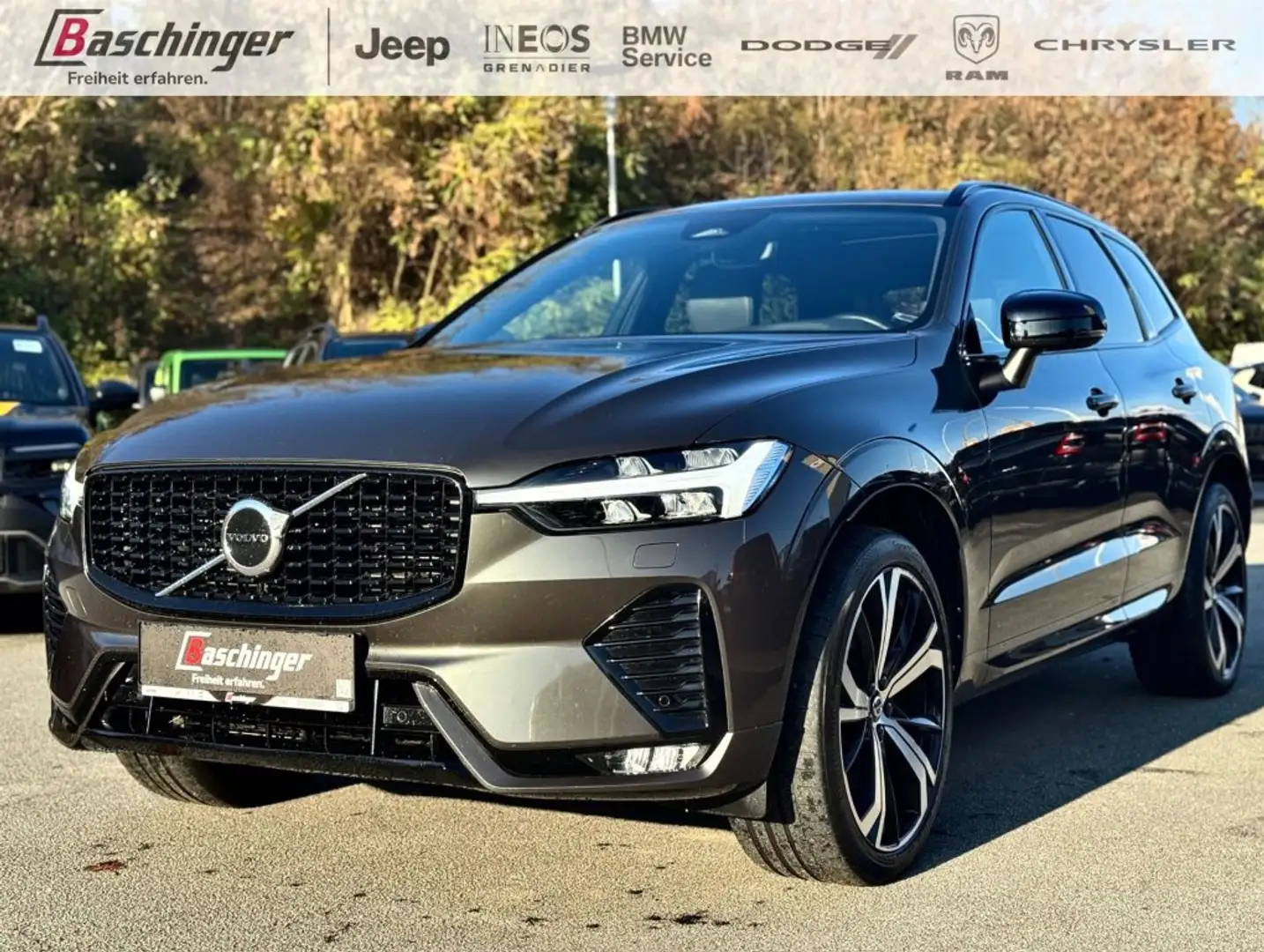 Volvo XC60 B4 R Design AWD + Winterräder Grau - 1