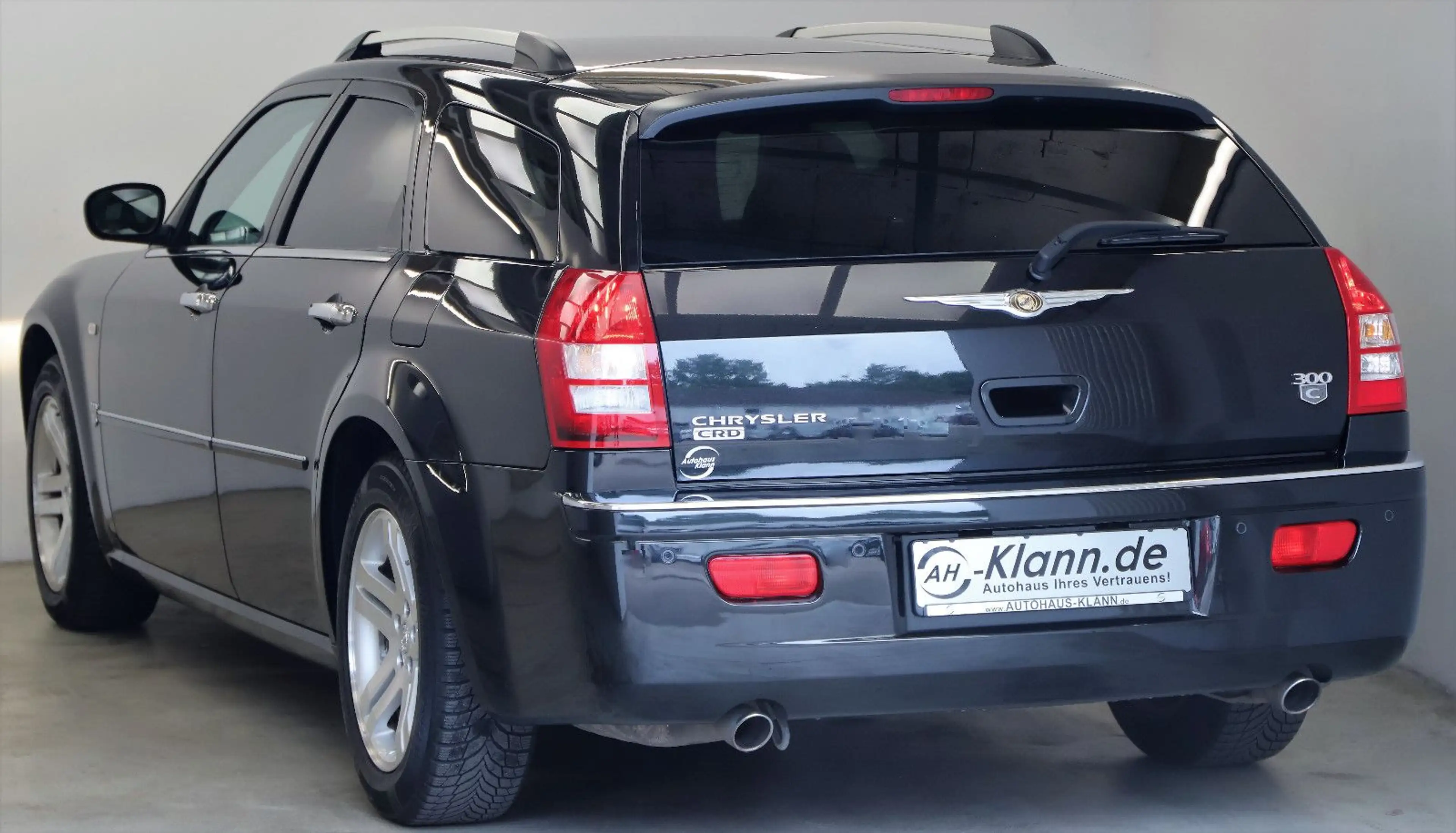 Chrysler 300C Touring 218 PS 3.0 CRD Schiebedach — photo 9