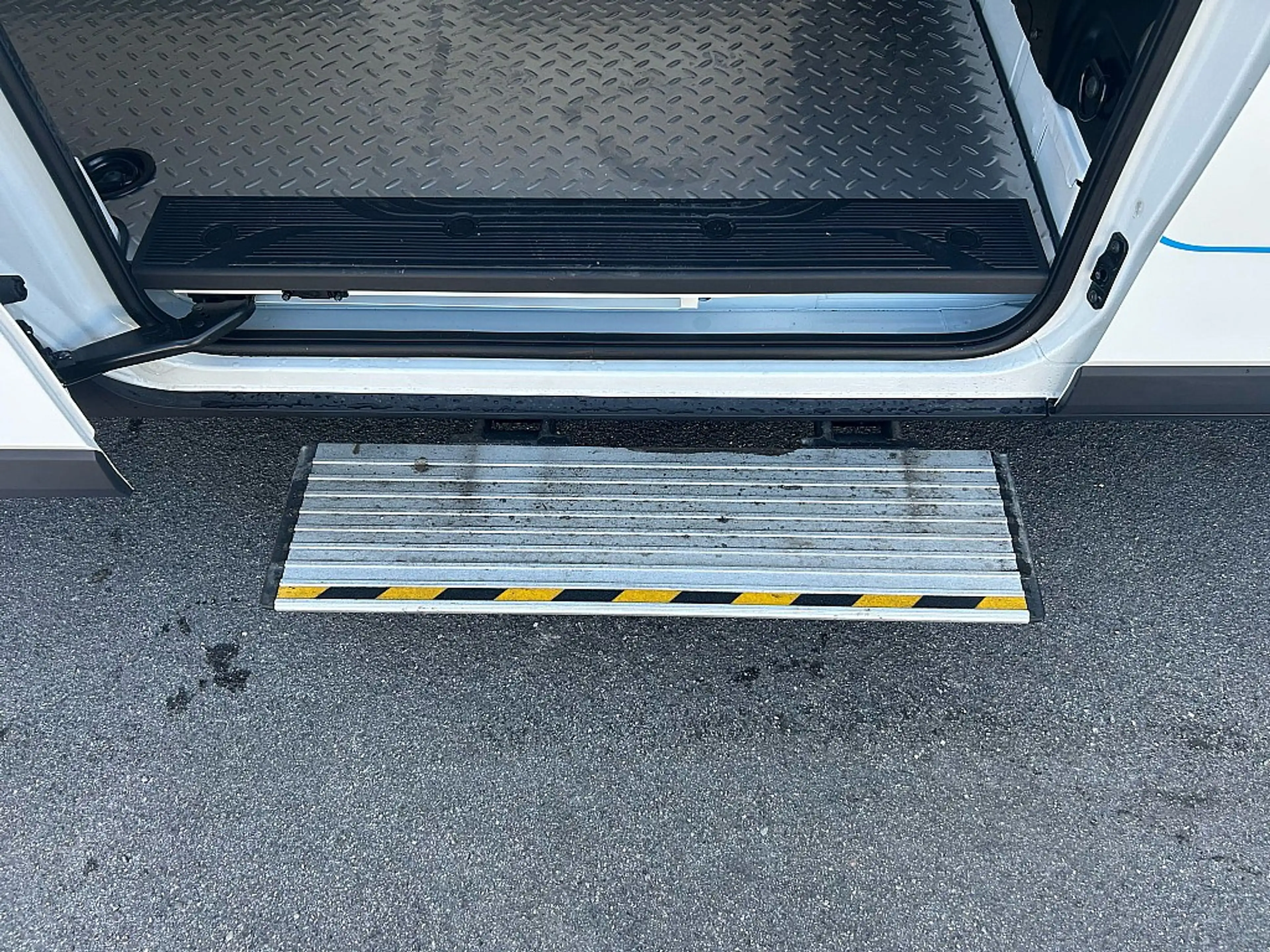 Maxus Deliver 7 L2H1 P3 2. Schiebetür — photo 8