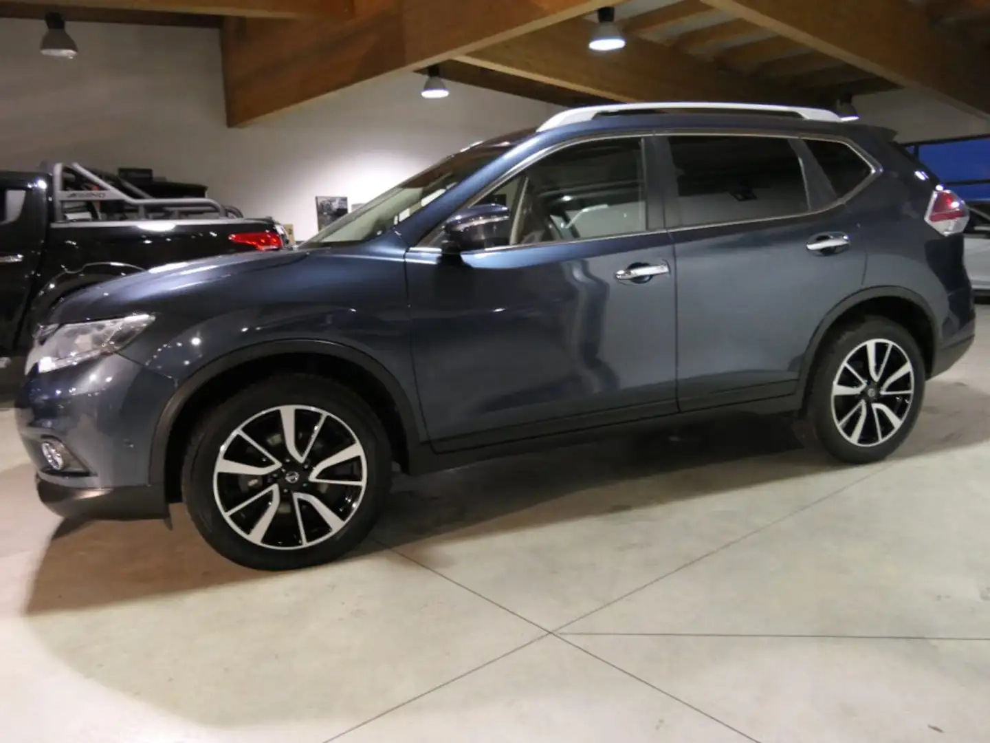 Nissan X-Trail 2.0 dCi 4WD Tekna AUTOM. Azul - 1