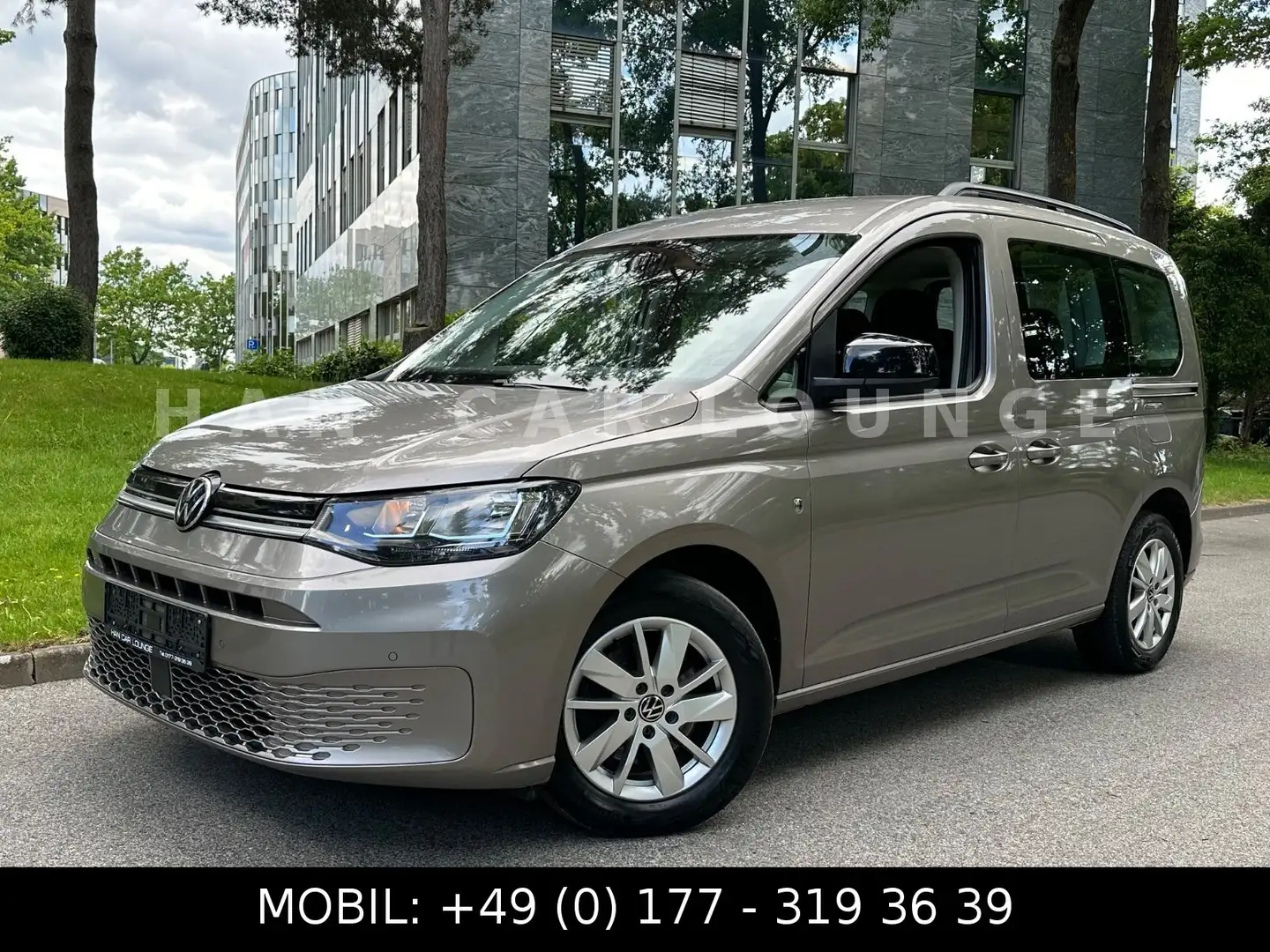 Volkswagen Caddy 2.0 TDI*Life*AHK*5-SITZER*PDC*NAVI* Beige - 2