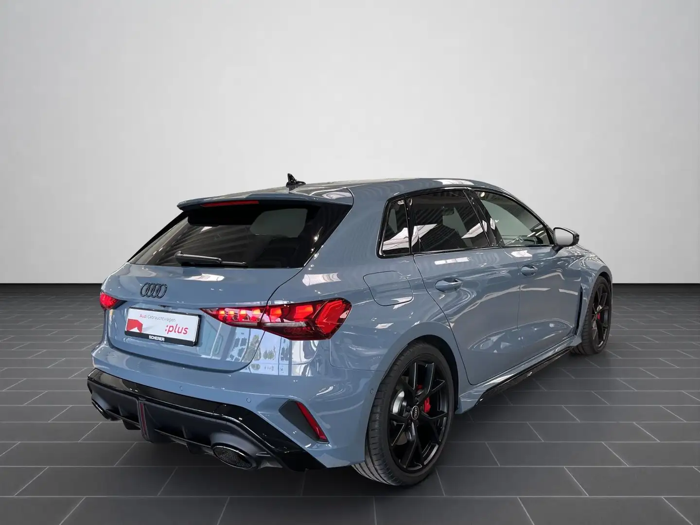 Audi RS3 2.5 TFSI Quattro 294(400) kW(PS) Grau - 2