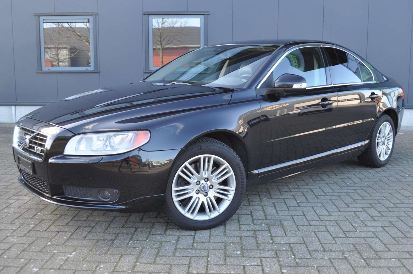Volvo S80