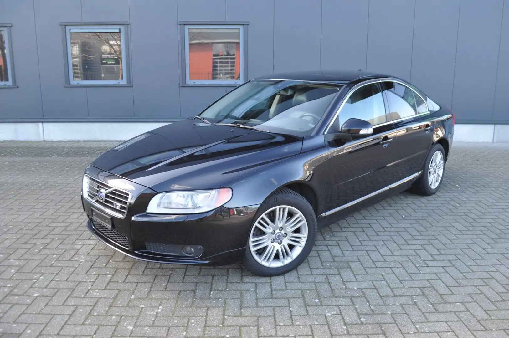 Volvo S80 4.4 AWD Summum, netto € 14.400, full option, bijte Negro - 2