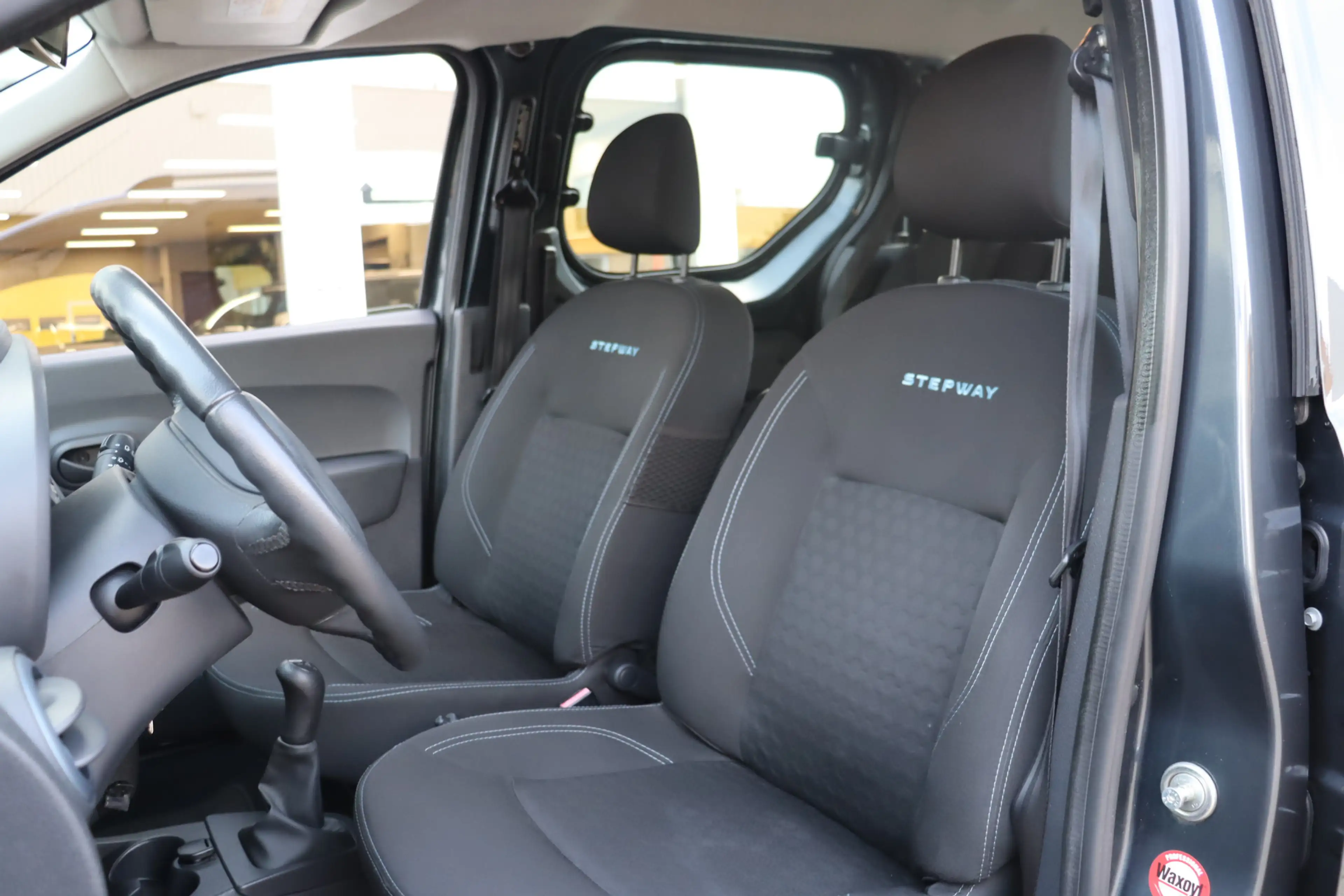 Dacia Dokker 1.2 TCe S&S Stepway, Airco, Cruise, Navi, PDC A, T — photo 10