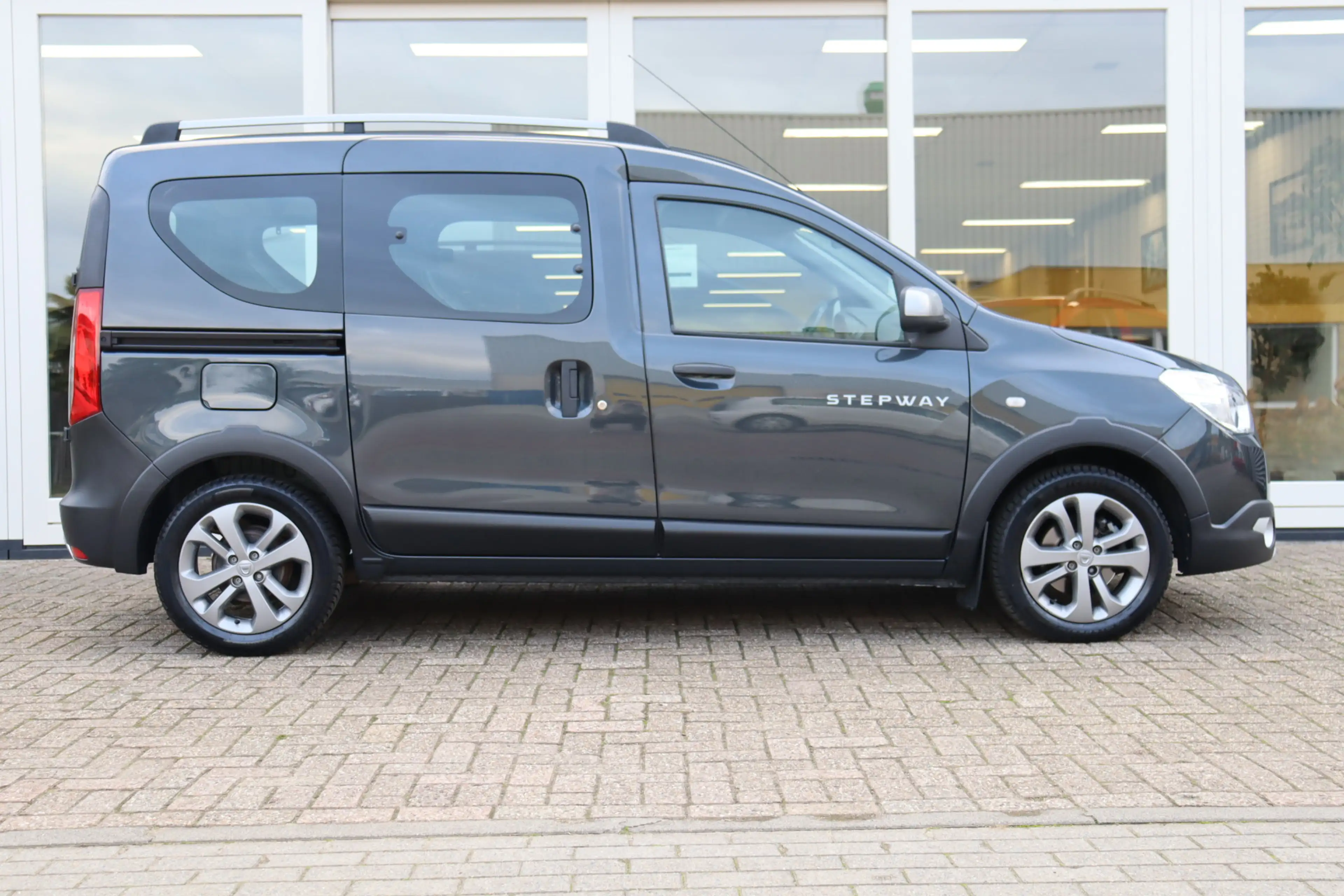 Dacia Dokker 1.2 TCe S&S Stepway, Airco, Cruise, Navi, PDC A, T — photo 4
