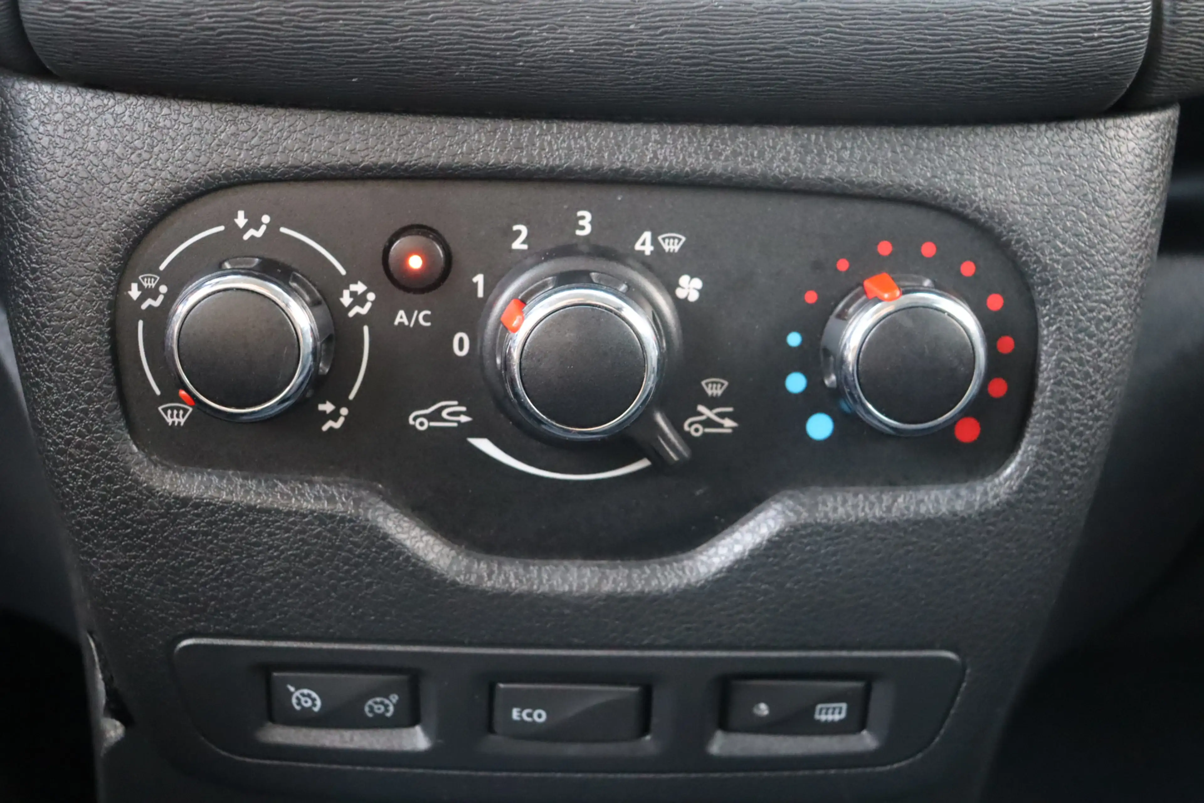 Dacia Dokker 1.2 TCe S&S Stepway, Airco, Cruise, Navi, PDC A, T — photo 20