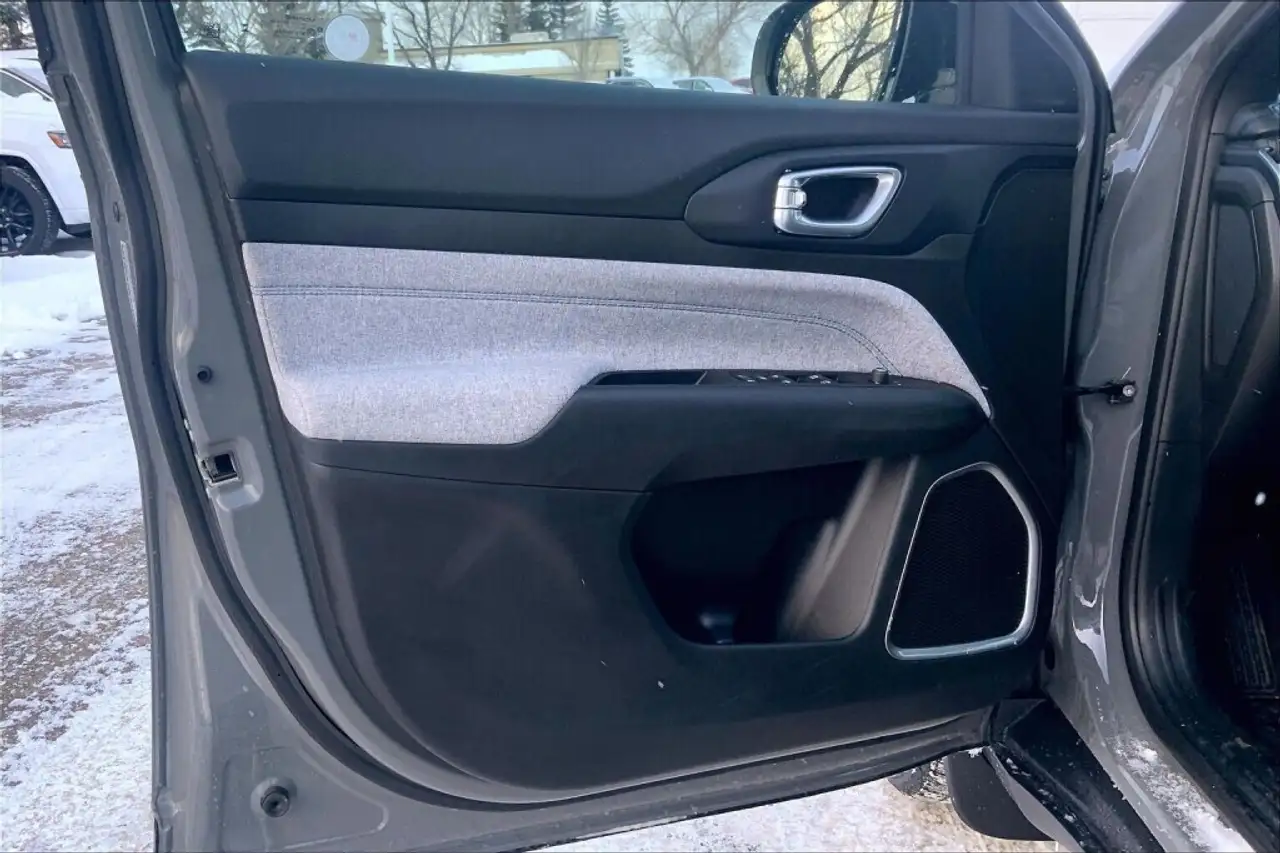 Jeep Compass photo Jeep Compass