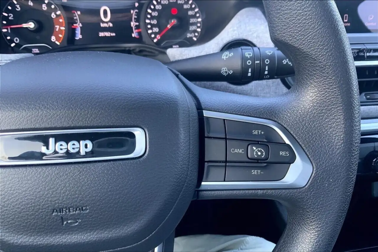 Jeep Compass photo Jeep Compass