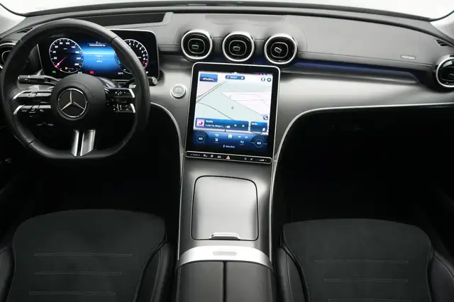 Mercedes-Benz C-Class view 12
