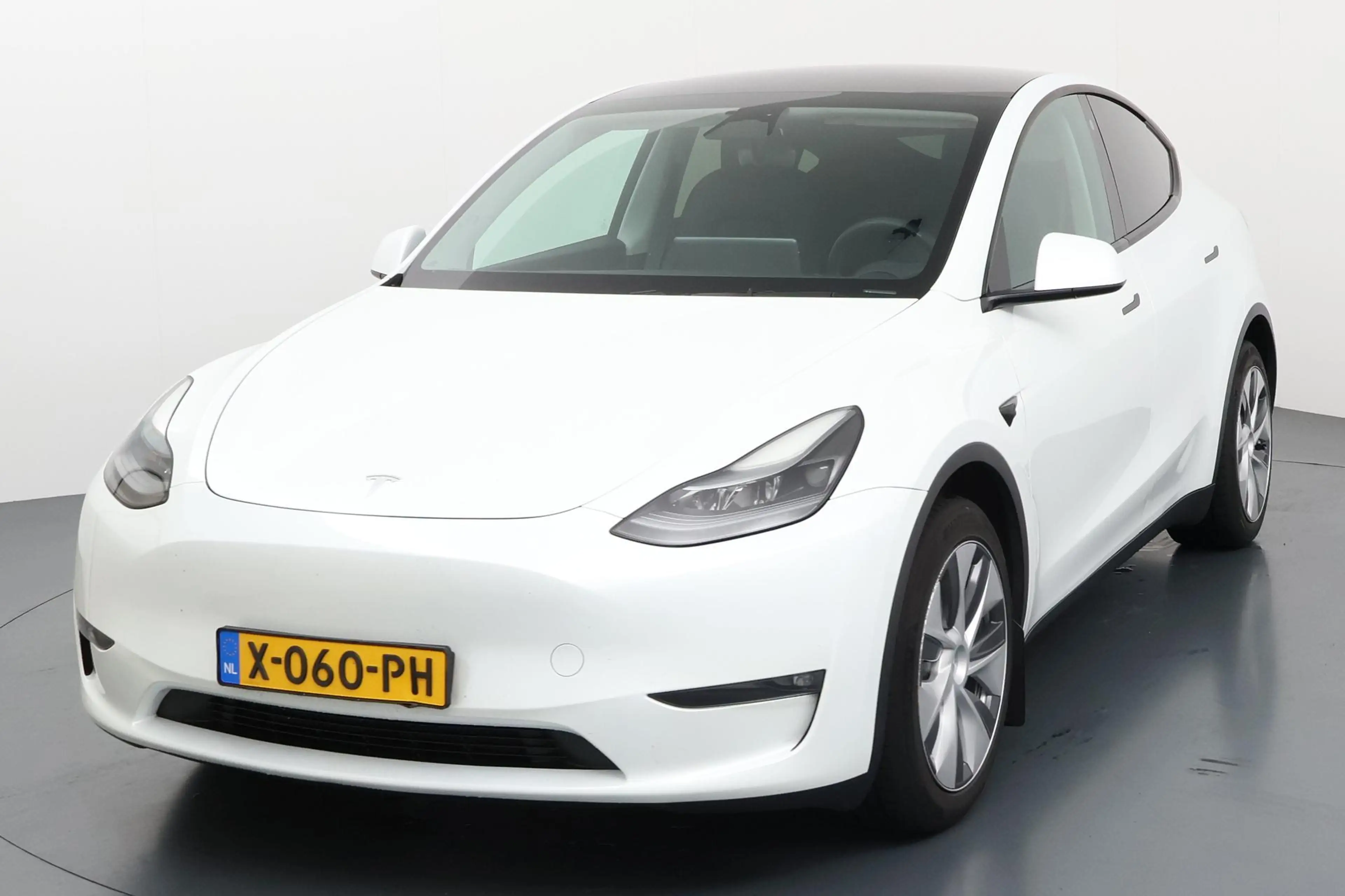 Tesla Model Y Long Range AWD 75 kWh - Krachtige Long Range met V — photo 19