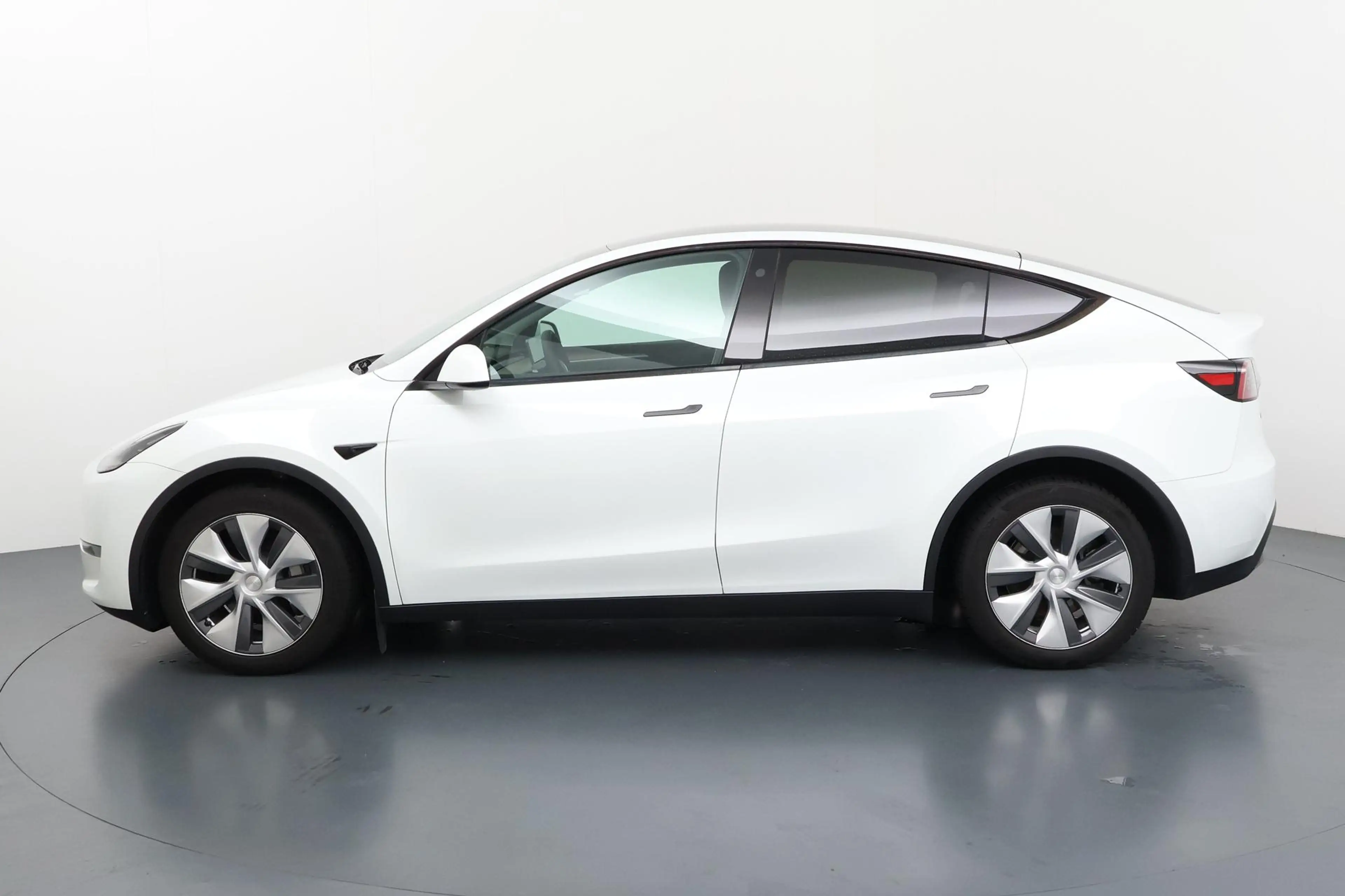 Tesla Model Y Long Range AWD 75 kWh - Krachtige Long Range met V — photo 13