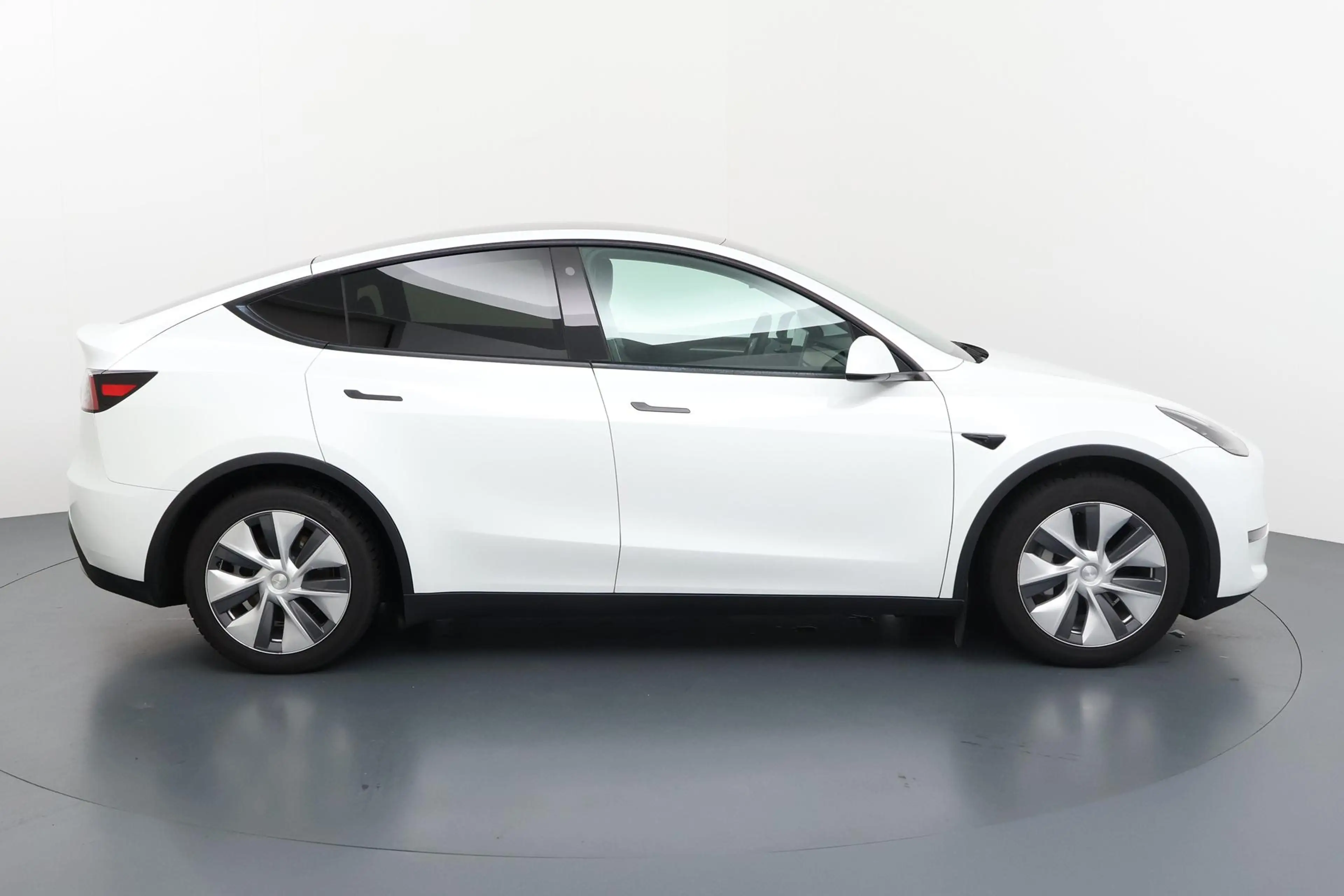 Tesla Model Y Long Range AWD 75 kWh - Krachtige Long Range met V — photo 26