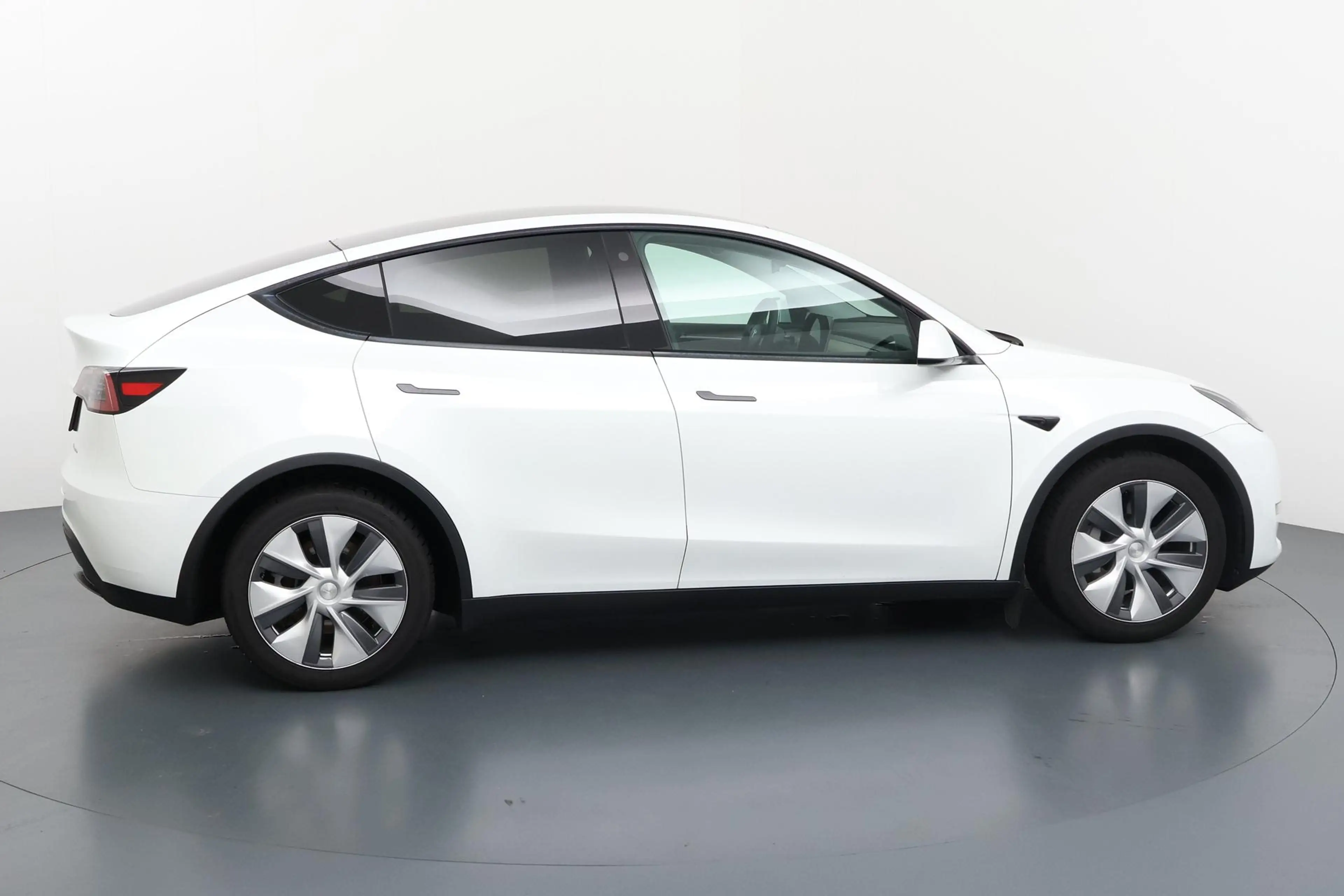 Tesla Model Y Long Range AWD 75 kWh - Krachtige Long Range met V — photo 12
