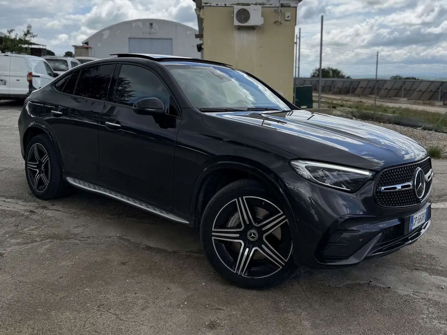 Mercedes-Benz GLC 300 143 kW (195 CV) - 1