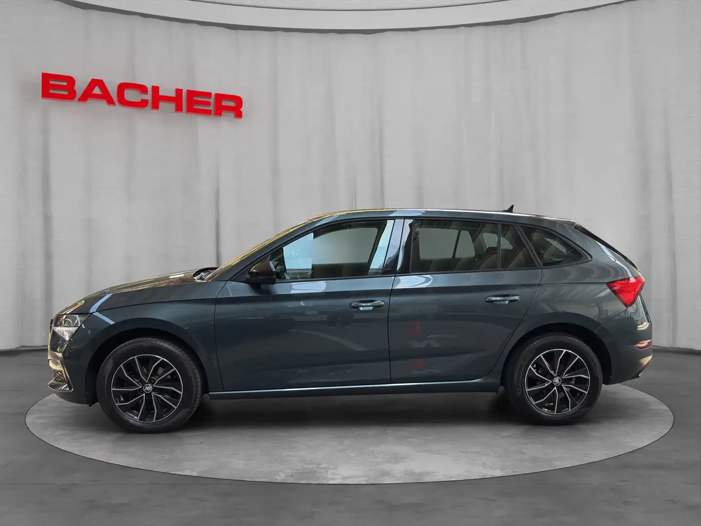 Skoda Scala Skoda Scala 1,6 TDI Grau - 2