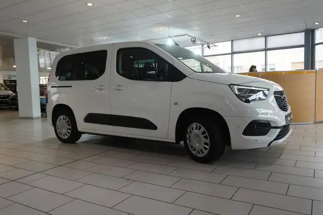 Opel Combo-E Life view 7