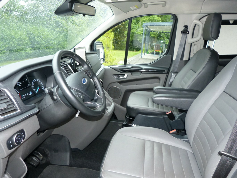 Ford Tourneo Custom 320 L2 Titanium X[MOTOR NEU/CAMPER] — photo 6