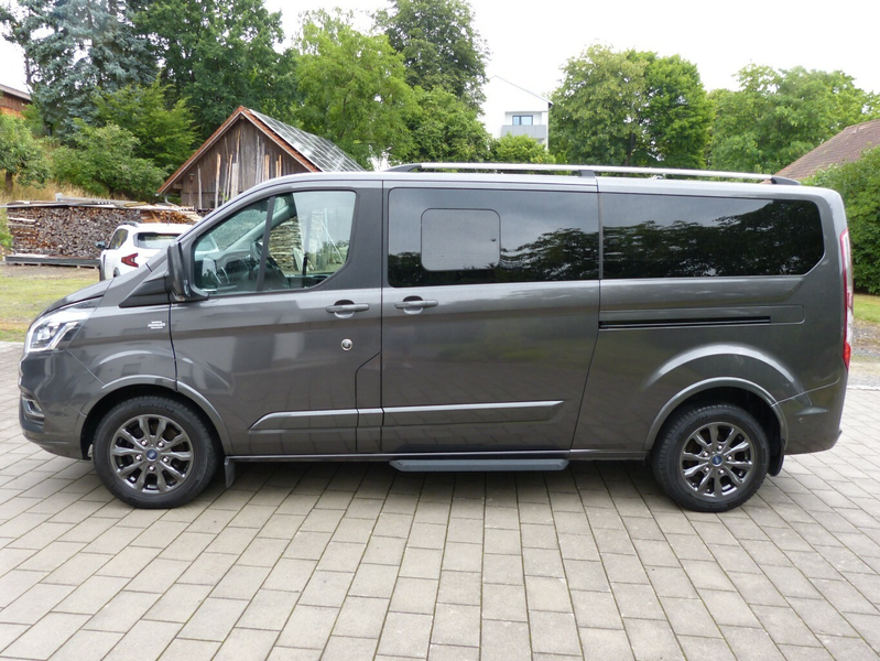 Ford Tourneo Custom 320 L2 Titanium X[MOTOR NEU/CAMPER]