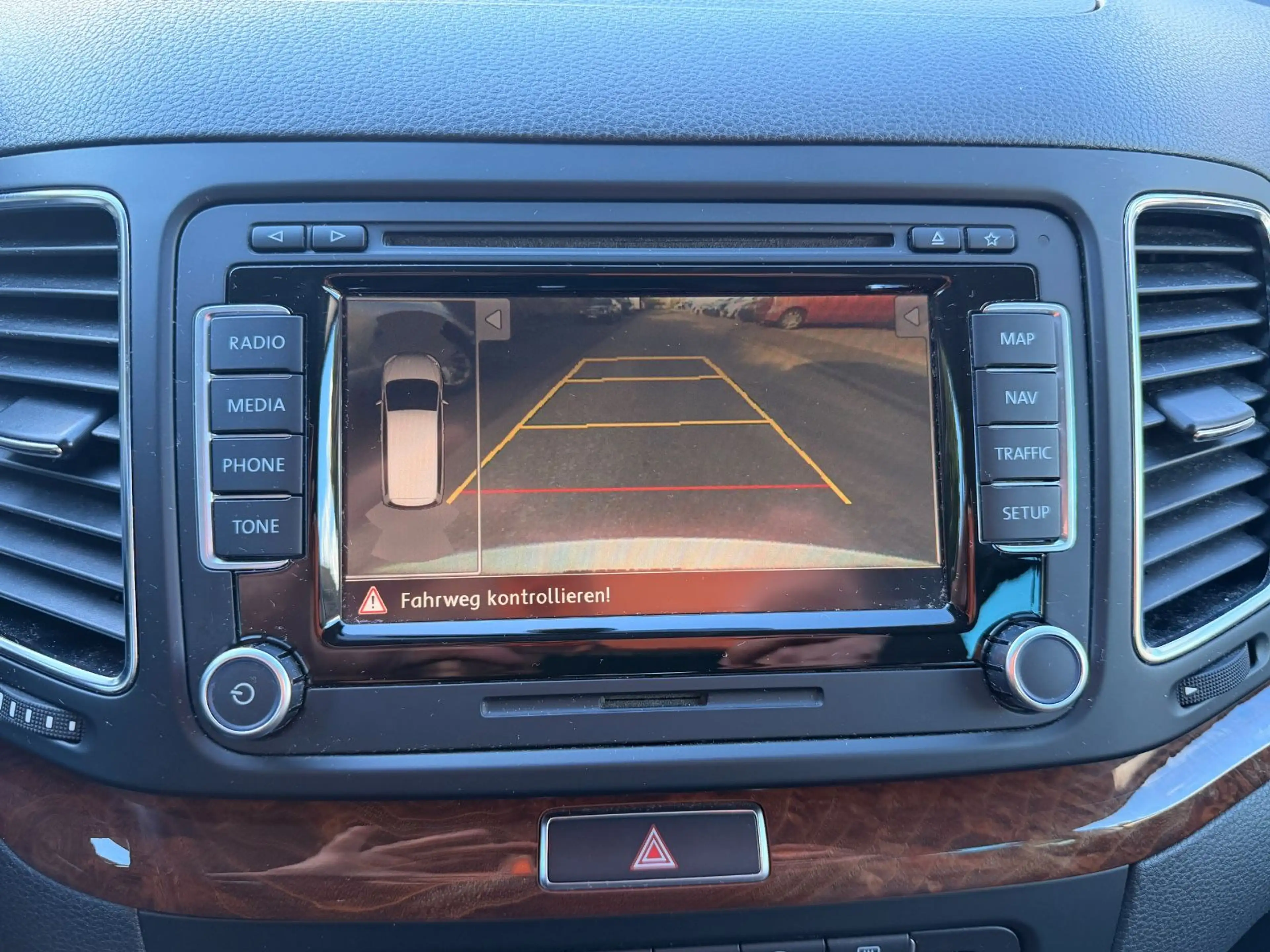 Volkswagen Sharan Highline BMT DSG Navi Leder Kamera — photo 14