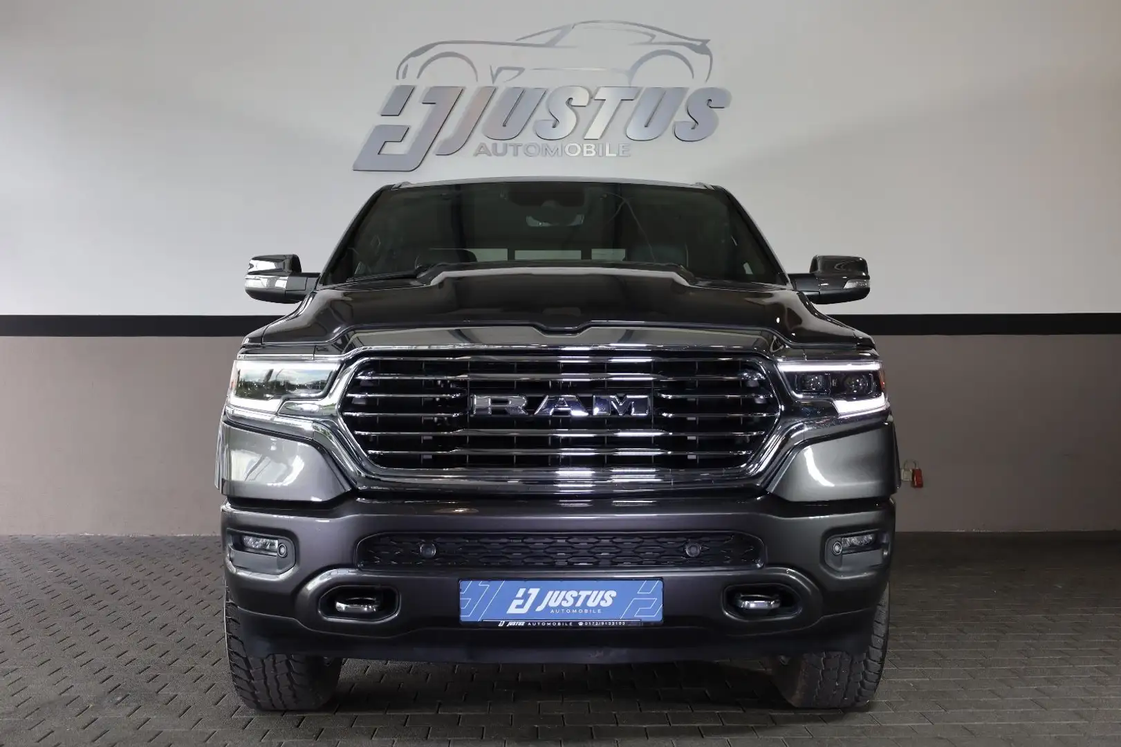 Dodge RAM 5.7 Limited/BRCGAS/TOTW/APPLE/4xSHZ/SBL/R20 Gris - 2