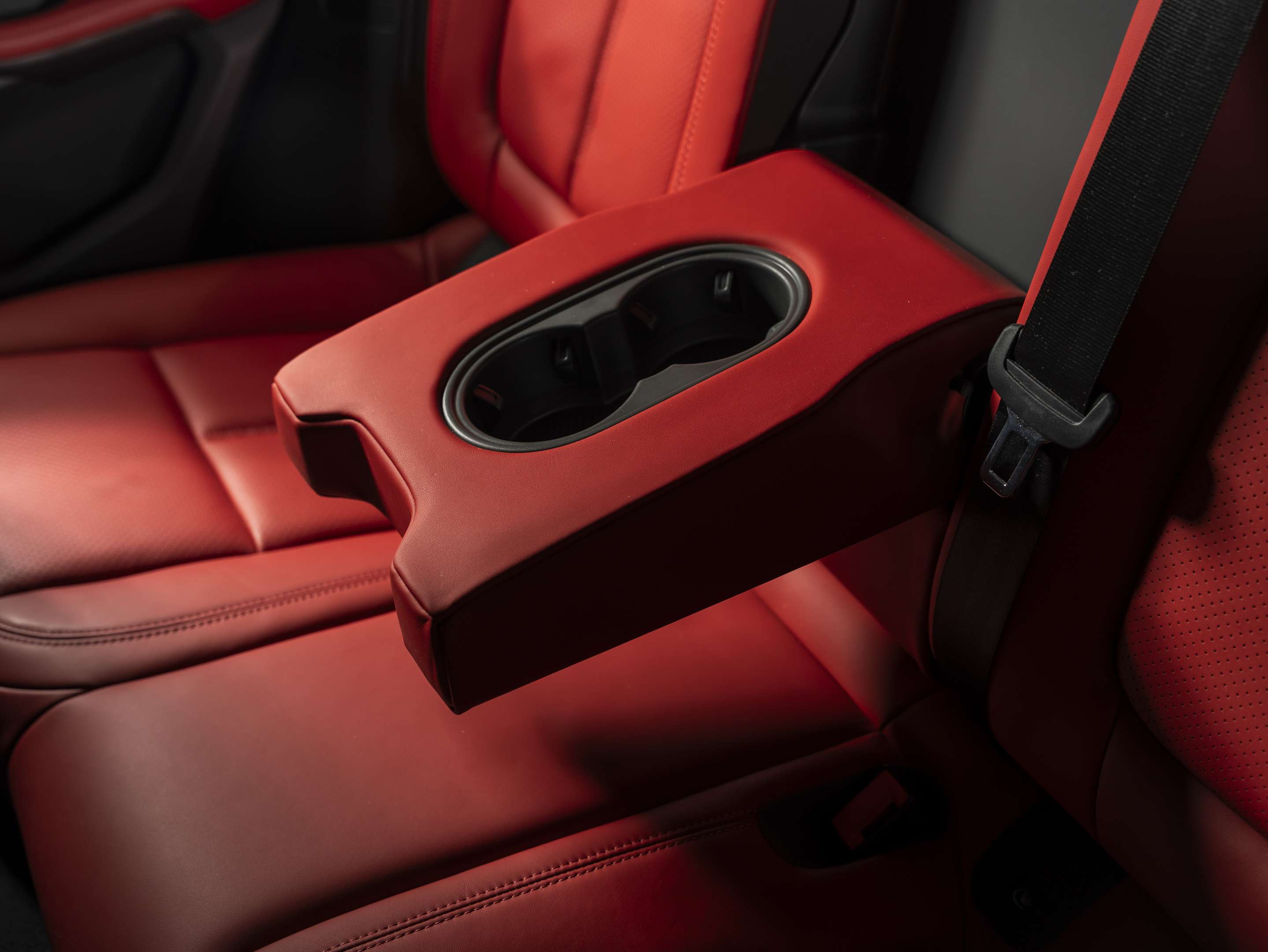 2025 Porsche Macan 2025 Macan - Certifié Porsche Approved thumb 22