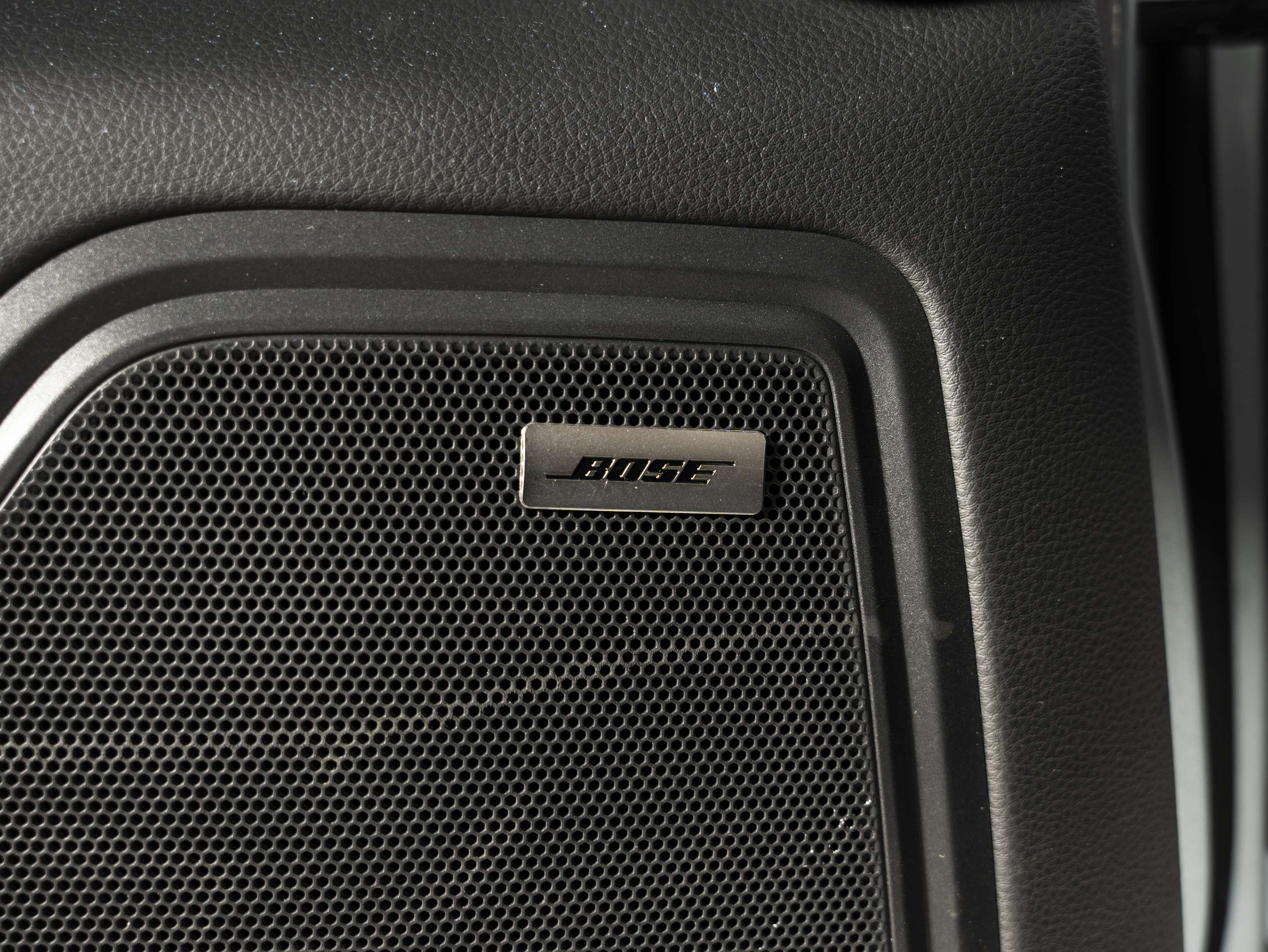 2025 Porsche Macan 2025 Macan - Certifié Porsche Approved thumb 7