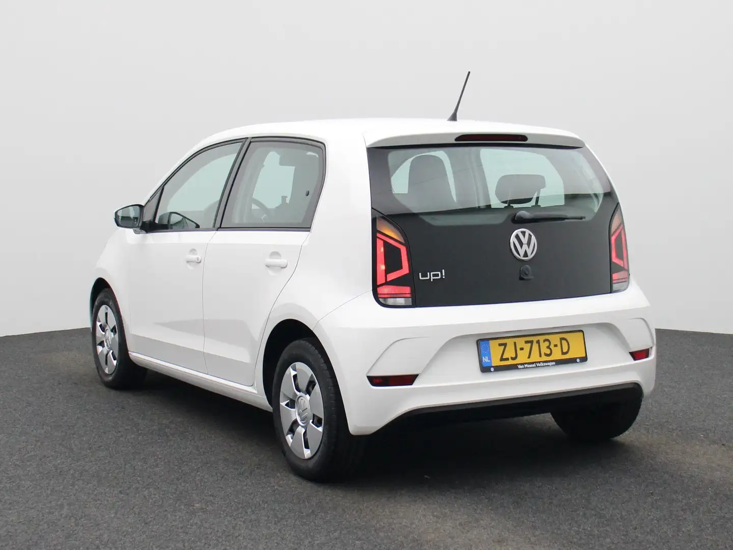 Volkswagen up! 1.0 BMT move up! | AIRCO | BT TELEFOON | 5 DEURS | Wit - 2