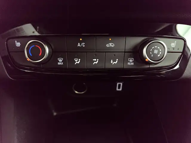 Opel Corsa view 12