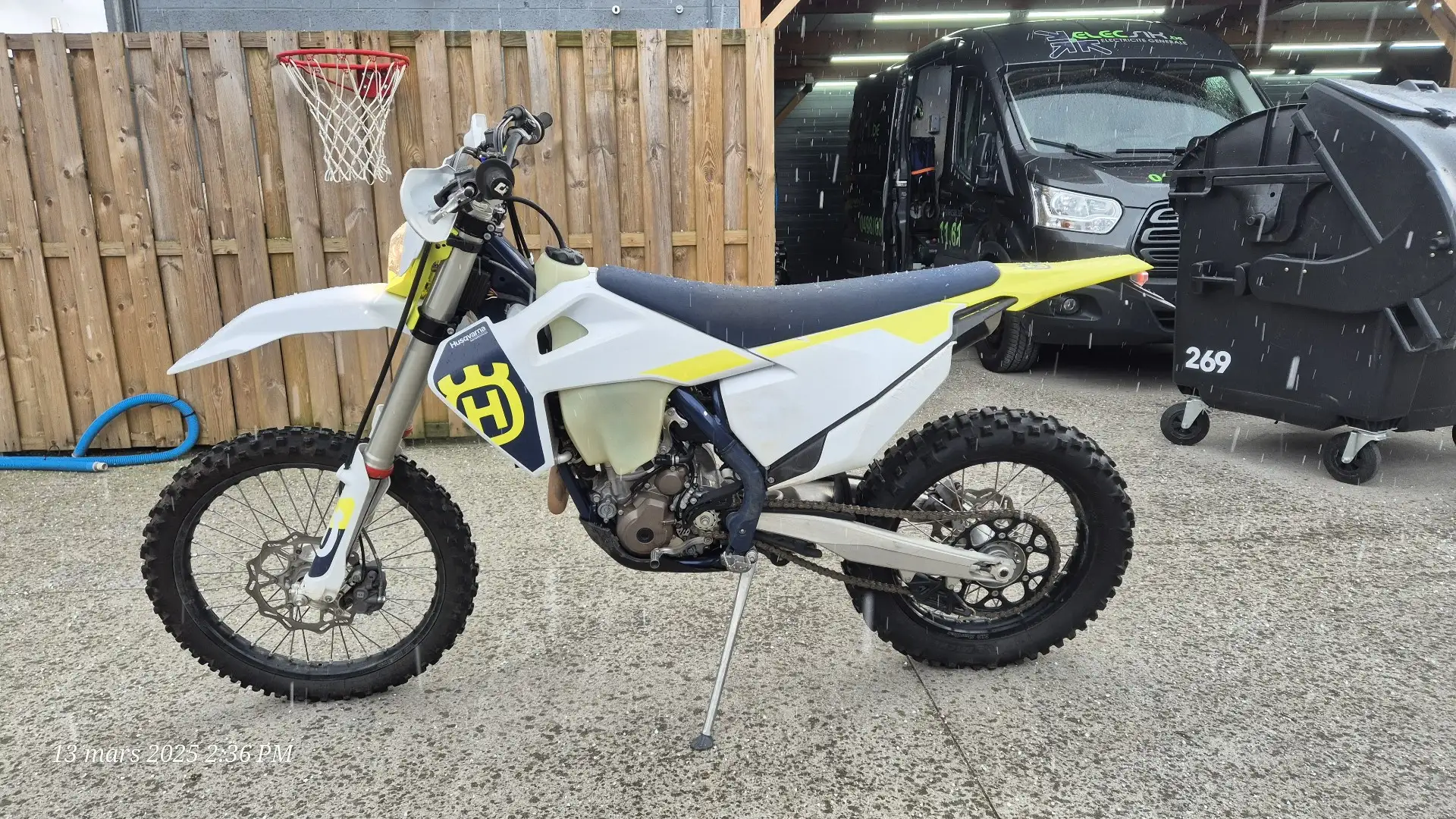 Husqvarna FE 250 Blauw - 1