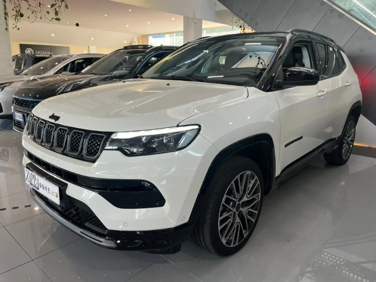 Jeep Compass 1.5 Turbo T4 130 CV MHEV 2WD Summit Blanc - 1