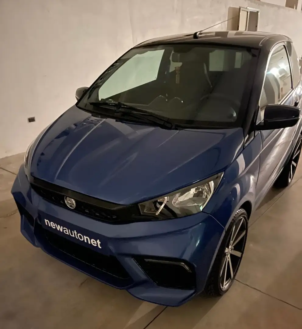 Aixam GTO Blau - 2