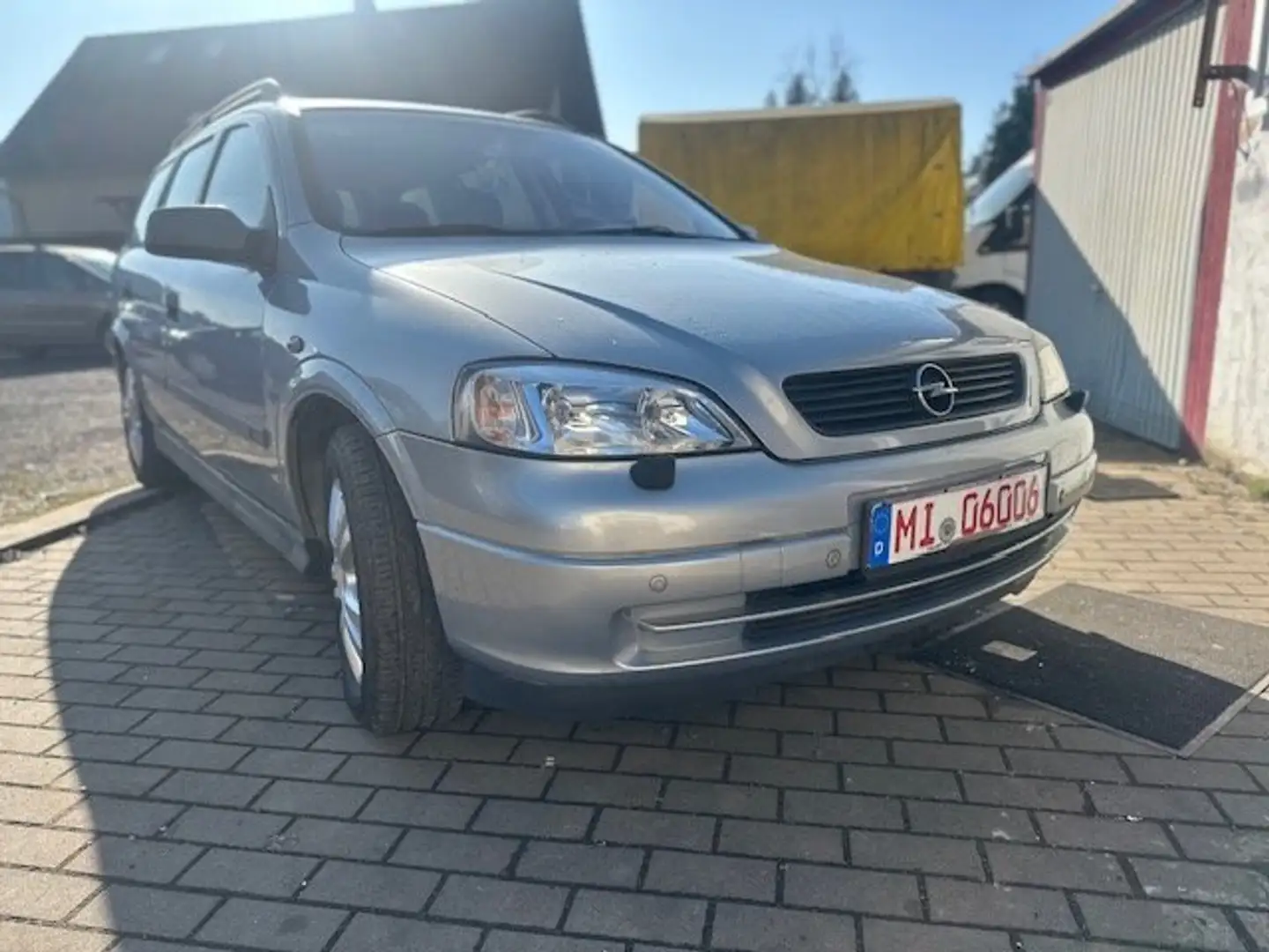 Opel Astra Tüv 06/2027 Zahnriemen NEU Silber - 2
