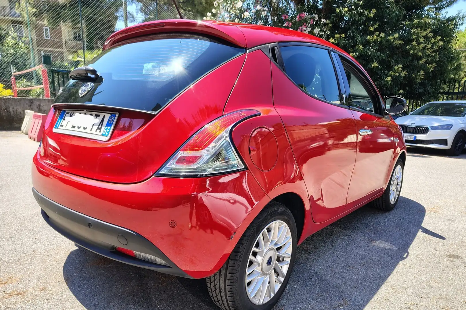 Lancia Ypsilon 1.2 8v Elle 69cv ok neopatentati - 1