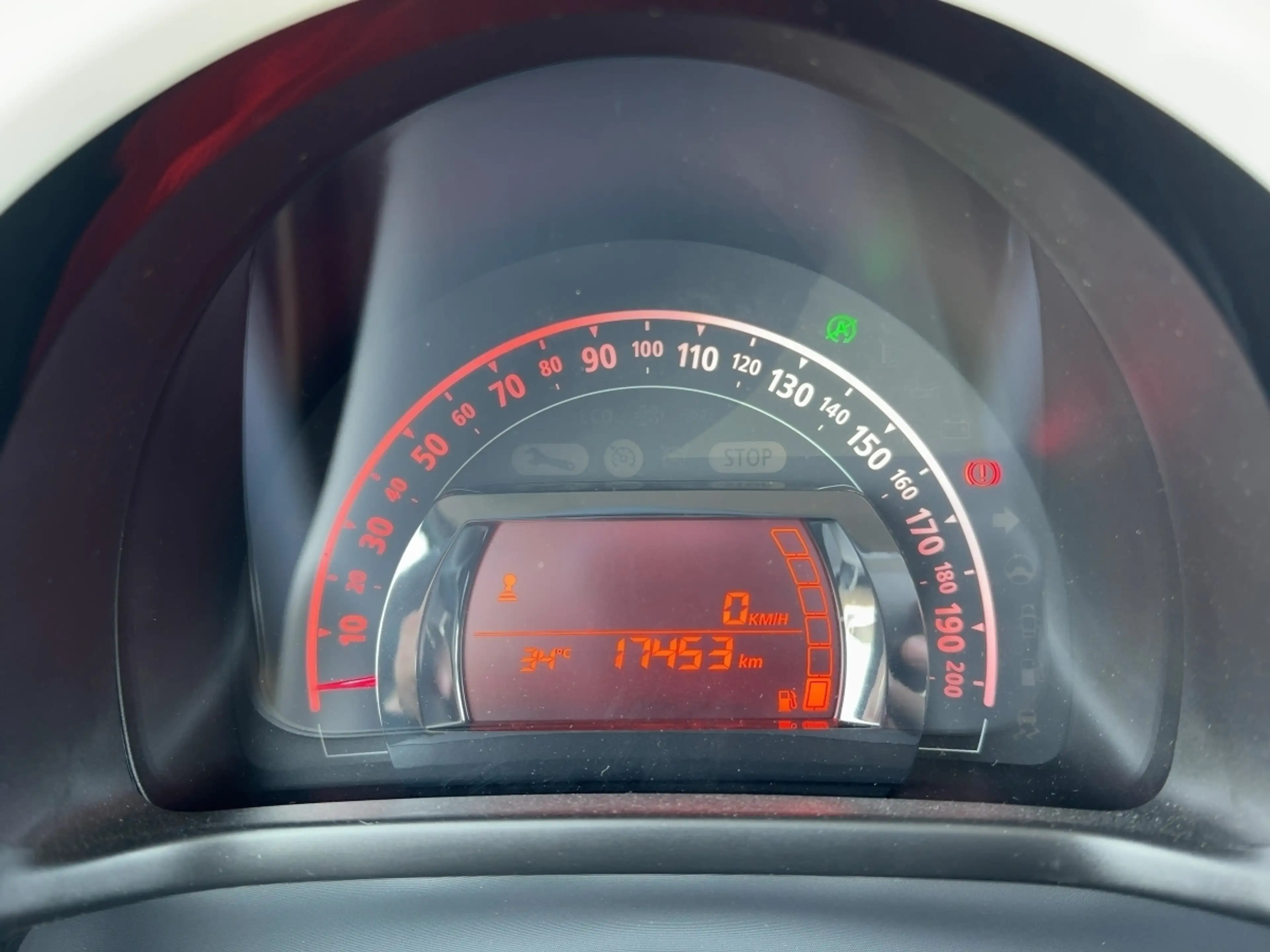 Renault Twingo EQUILIBRE SCe 65 SITZHEIZUNG — photo 13