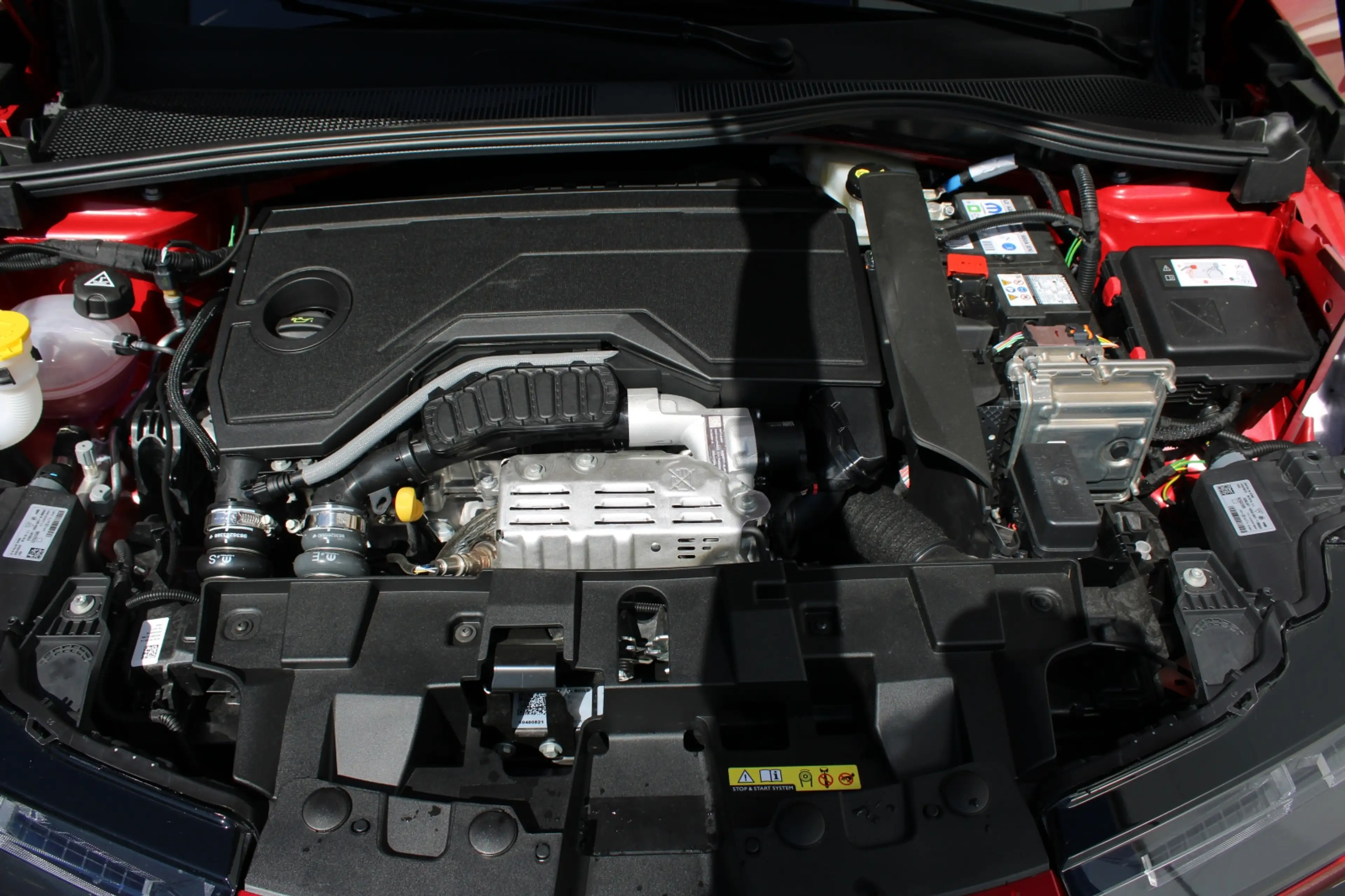 Alfa Romeo Junior Junior Ibrida 145 TI eDCT6 — photo 13
