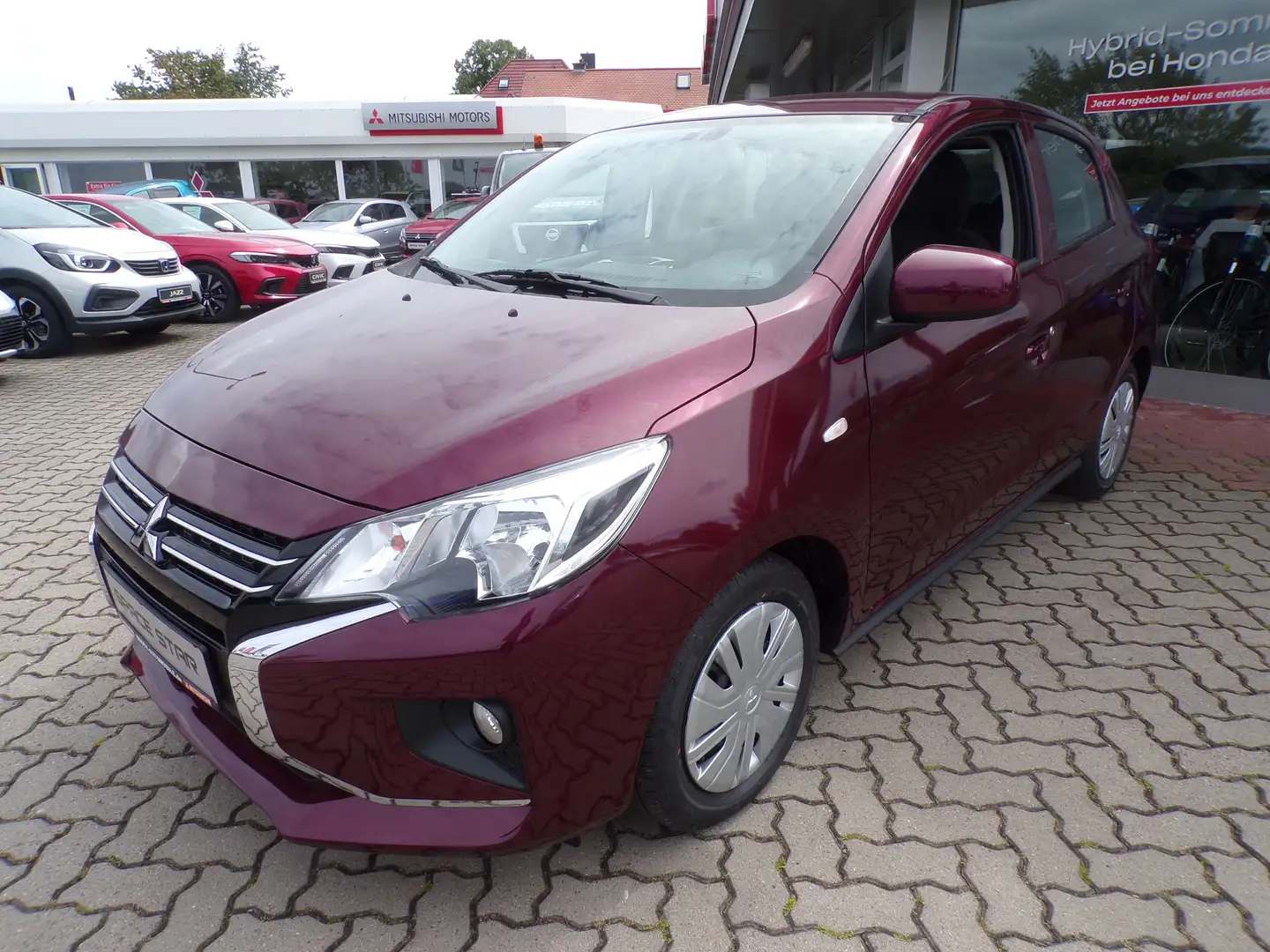 Mitsubishi Space Star 1.2 Select Rosso - 1