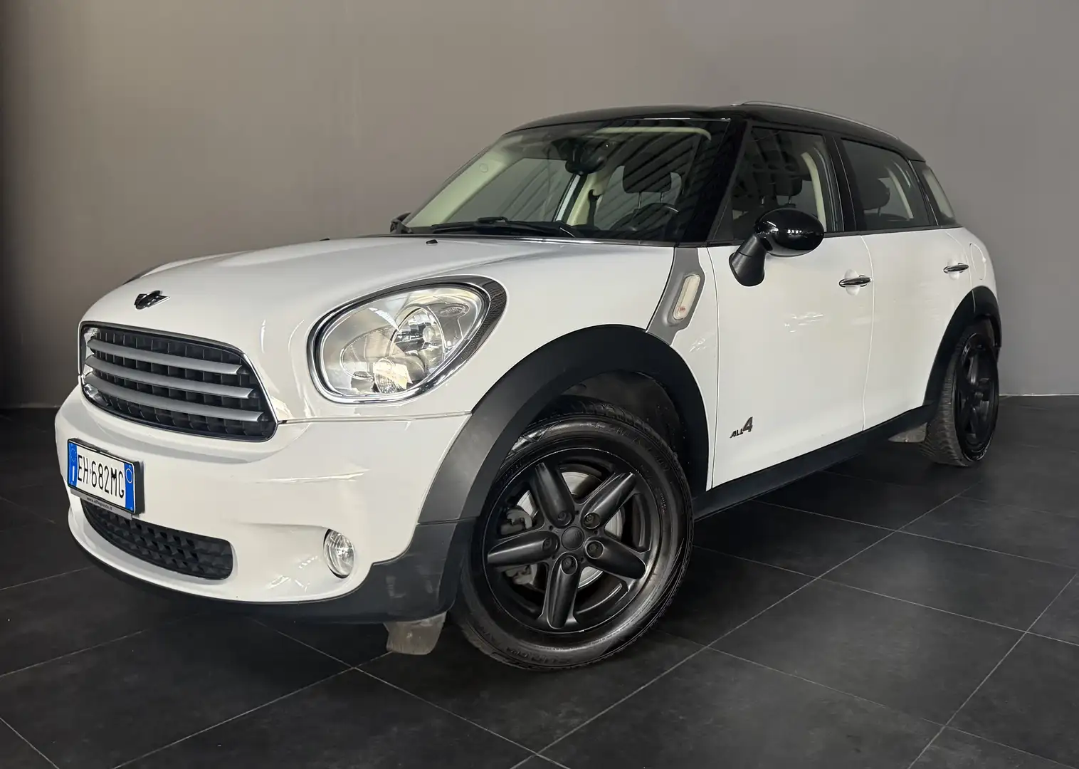 MINI Cooper D Countryman 1.6 all4 ADATTA A NEOPATENTATI - 2