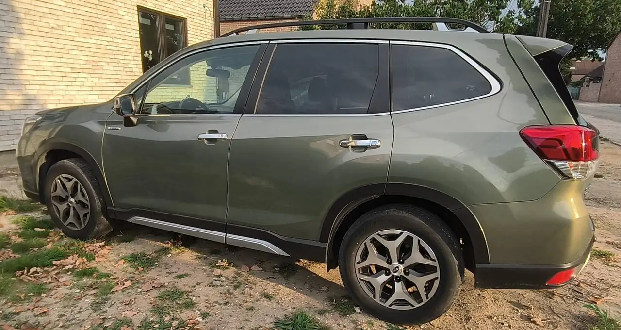 Subaru Forester Forester 2.0ie Lineartronic Trend — photo 1 of 6
