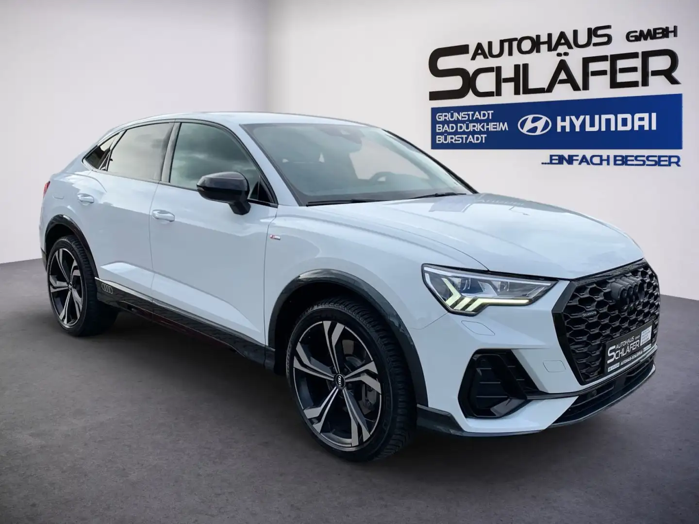 Audi Q3 45 2.0 TFSI quattro S line Aut. Bianco - 2