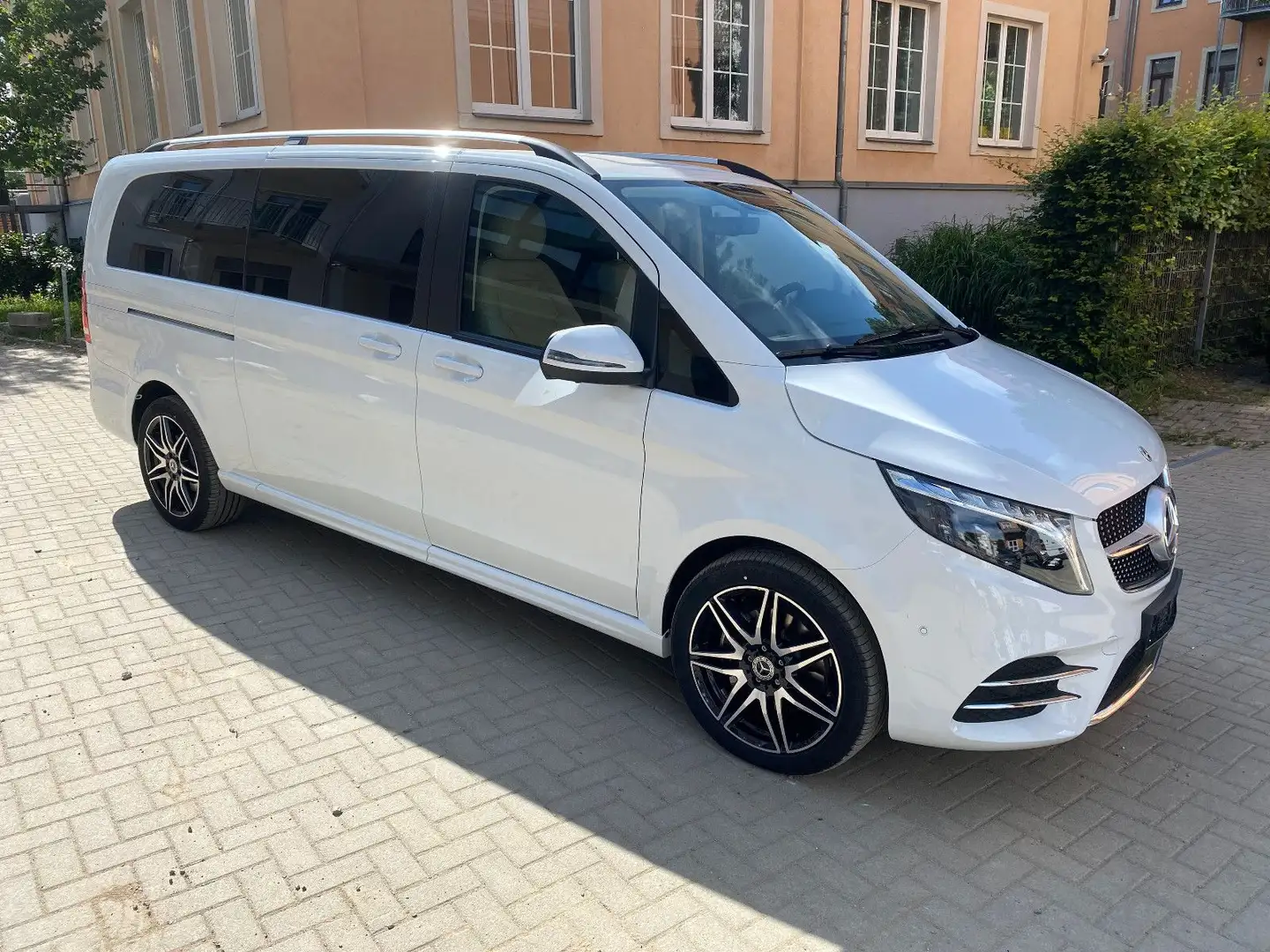Mercedes-Benz V 300 4matic AMG-Line AV.Edition/Luxussitze Blanco - 1