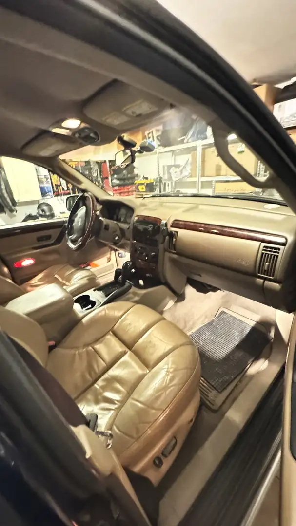 Jeep Grand Cherokee 4.7 Limited LX auto - 1